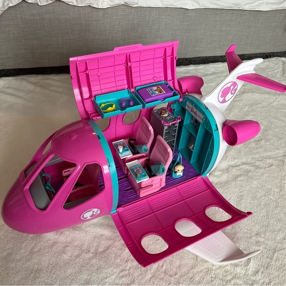 Barbie Dream Plane 2019 Complete Set Airplane with All original accessories - Picture 4 of 10